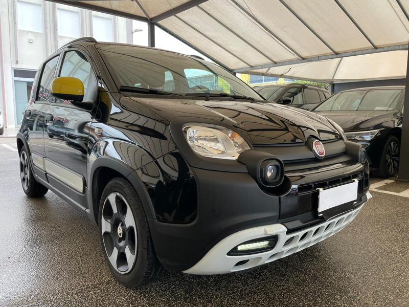 Fiat Pandina Cross 1.0 Hybrid 70cv 2025